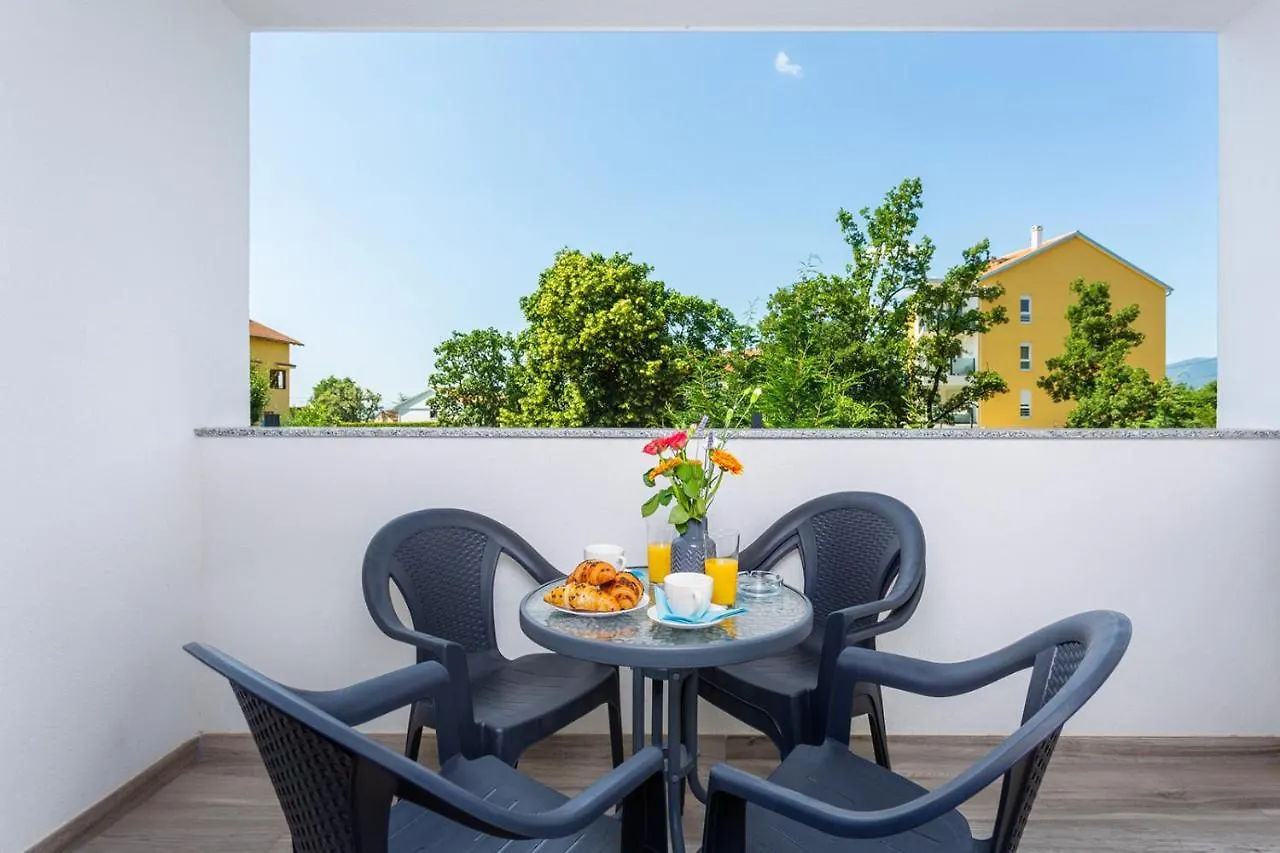 Kvarner Bay 4* - Apartments 1 & 3 0*, Rijeka Croatia