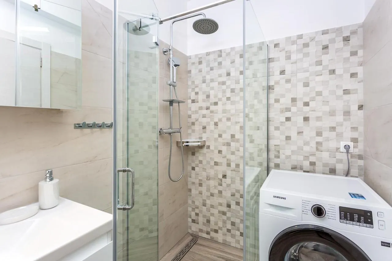 Kvarner Bay 4* - Apartments 1 & 3